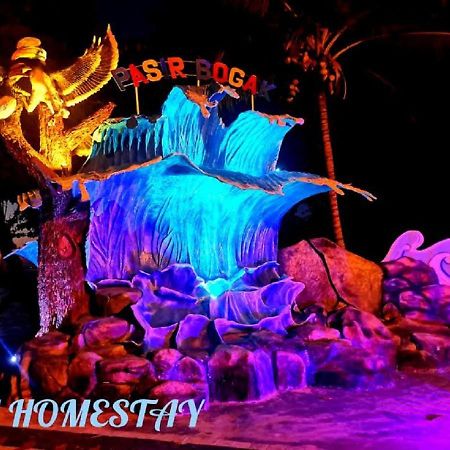 Em Homestay Pekan Pangkor Εξωτερικό φωτογραφία