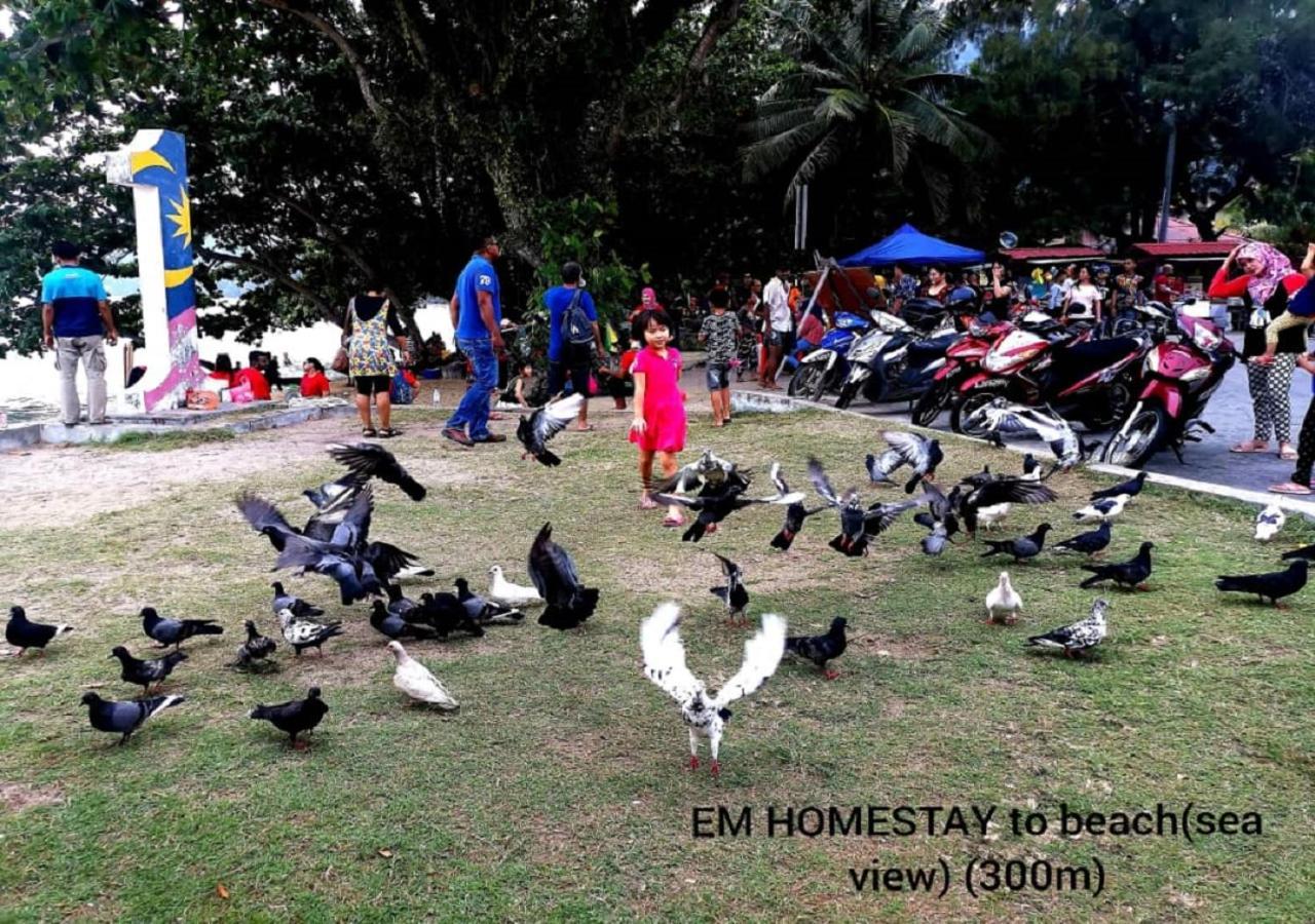 Em Homestay Pekan Pangkor Εξωτερικό φωτογραφία